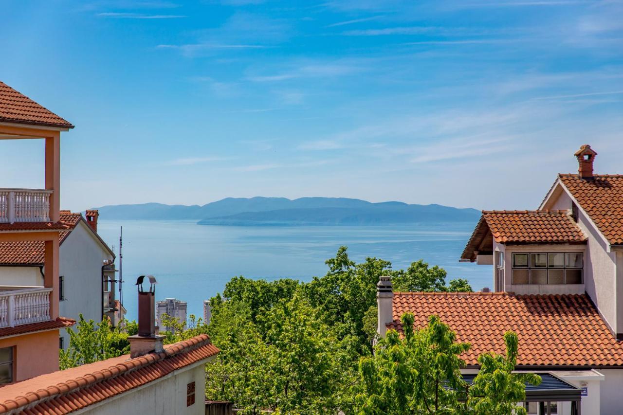 My Way Room, Parking, Sea View, Terrace Fiume Esterno foto